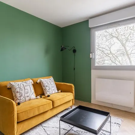 Refait à Neuf Avec Parking En Bord De Loire