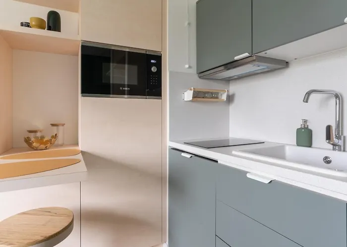 Refait A Neuf Avec Parking En Bord De Loire